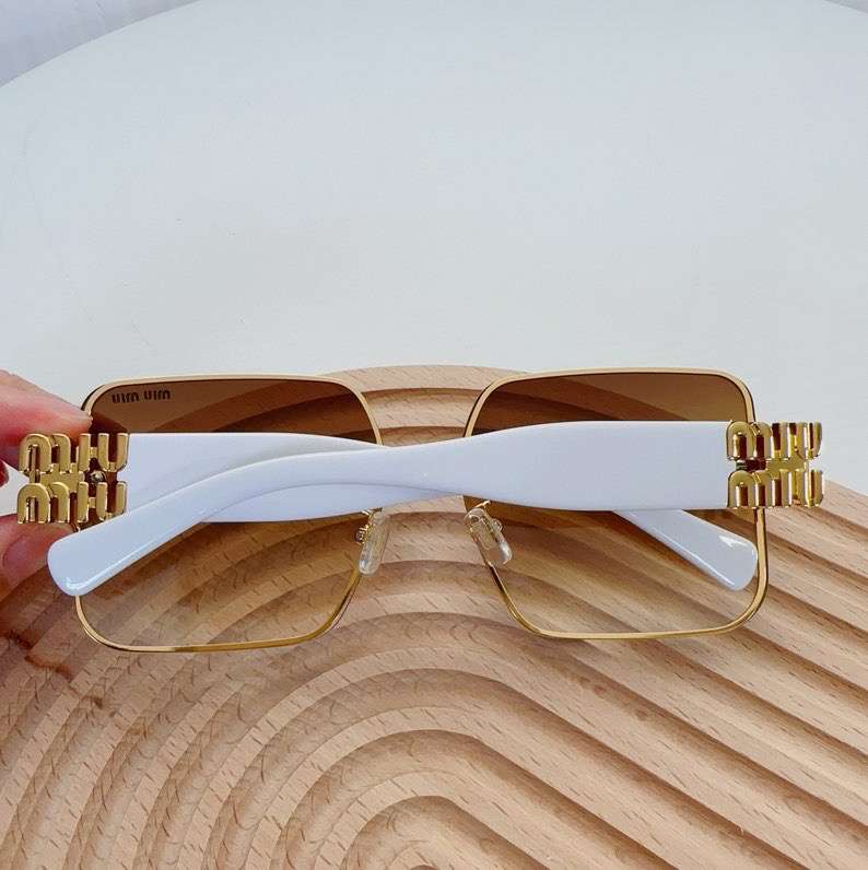 Picture of MiuMiu Sunglasses _SKUfw50166684fw